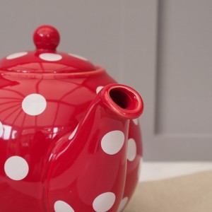 1.2l London Pottery Red Teapot With White Polka Dots 1.2l London Pottery Red Teapot With White Polka Dots