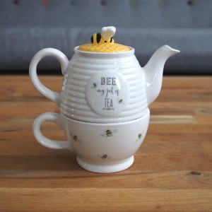 Bee Happy Tea For One Teapot Set With A Pot And A Cup Bee Happy Tea For One Teapot Set With A Pot And A Cup