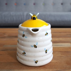 850ml Sweet Bee Durable Stoneware Loose Leaf Teapot 850ml Sweet Bee Durable Stoneware Loose Leaf Teapot