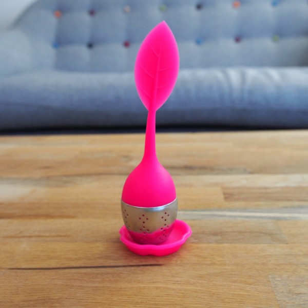 Loose Tea Infuser With Silicone Handle 