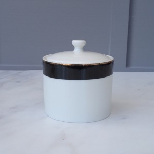 Mikasa Delux Deco Sugar Pot And Creamer Set Mikasa Delux Deco Sugar Pot And Creamer Set