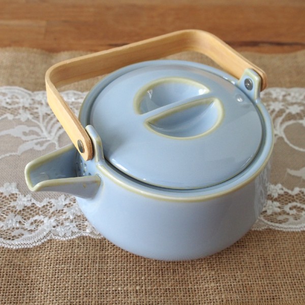 1000ml Japanese Style Pale Blue Porcelain Teapot With Bamboo Handle