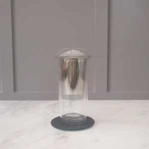 300ml Double Walled Glass Infuser Cup With A Lid 300ml Double Walled Glass Infuser Cup With A Lid